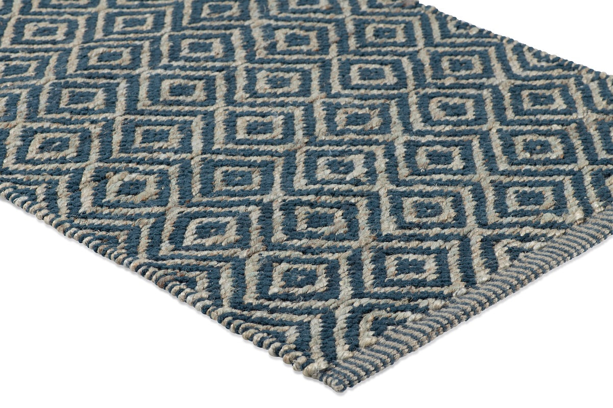 Diamond Rug - Sky Blue and Sapphire